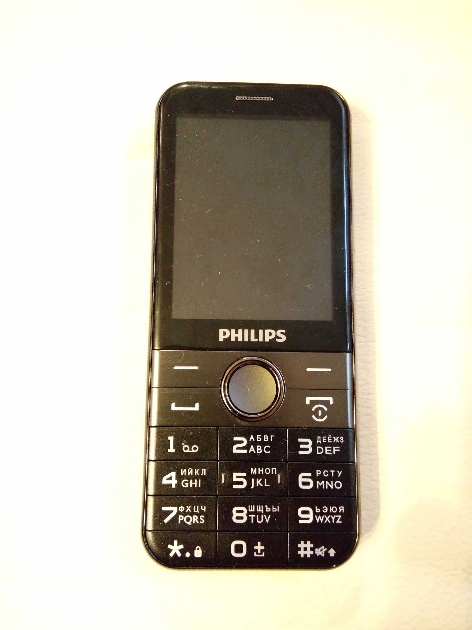Купить мобильный philips. Philips Xenium e580. Philips Xenium e580 Black. Philips Xenium e590. Телефон Philips Xenium e580.